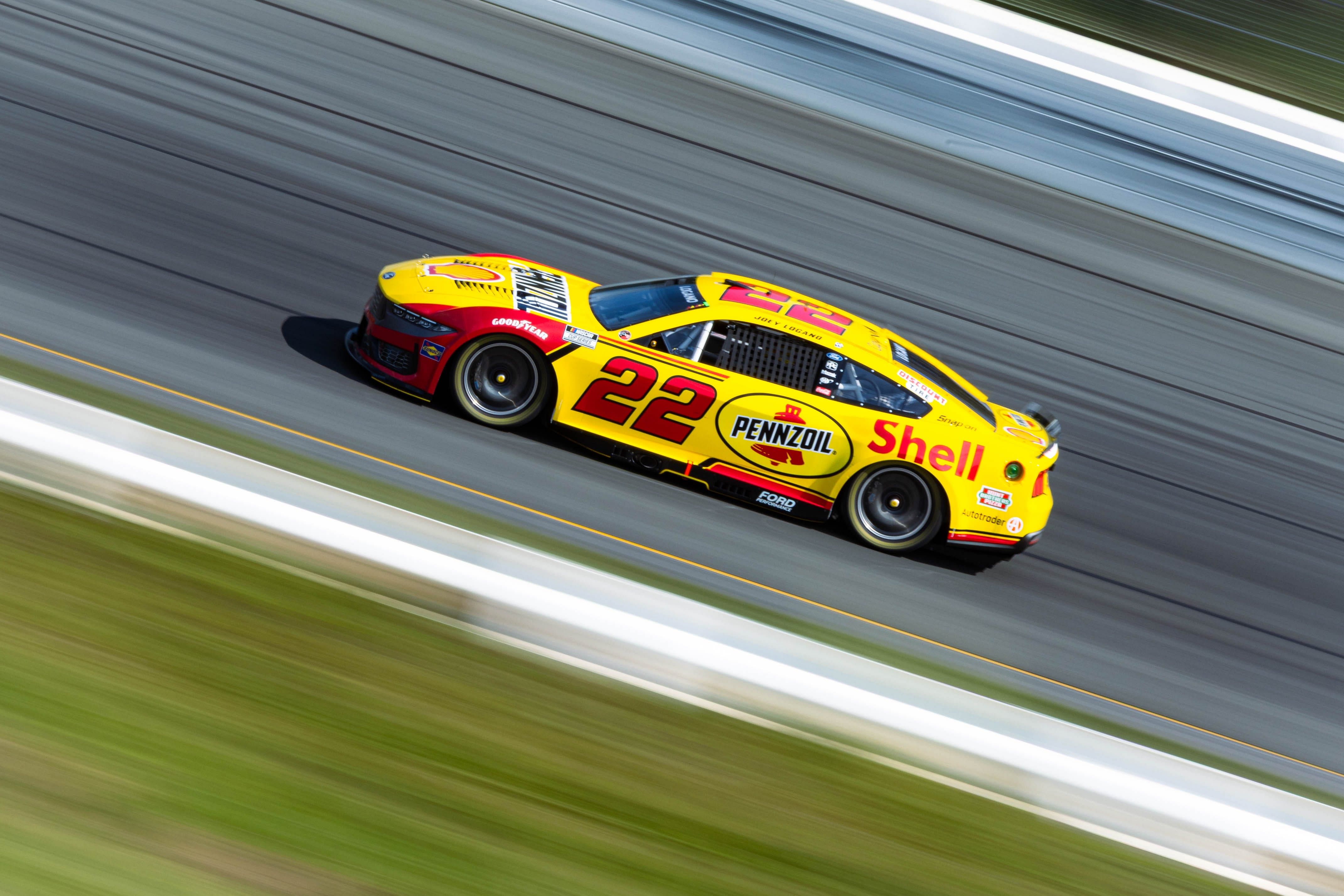 Joey Logano drives the #22 Ford Mustang for Team Penske - Source: Imagn